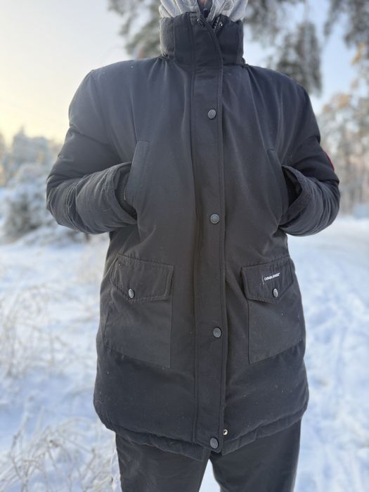 Зимовий пуховик парка Canada Goose