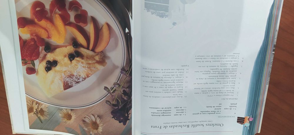 Livro "Um Tesouro de Cozinha Clássica"