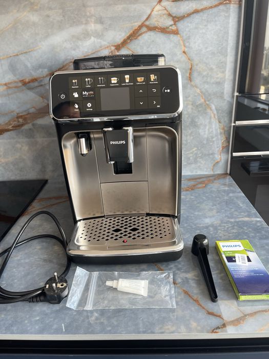 Ковамашина philips серія 5400(5447) бу