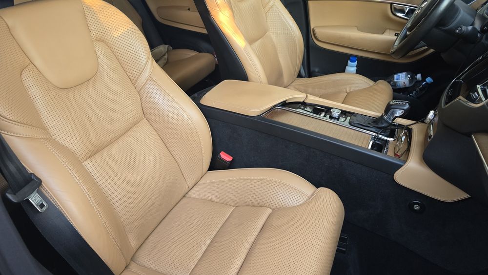 Volvo XC90 2.0 дизель автомат