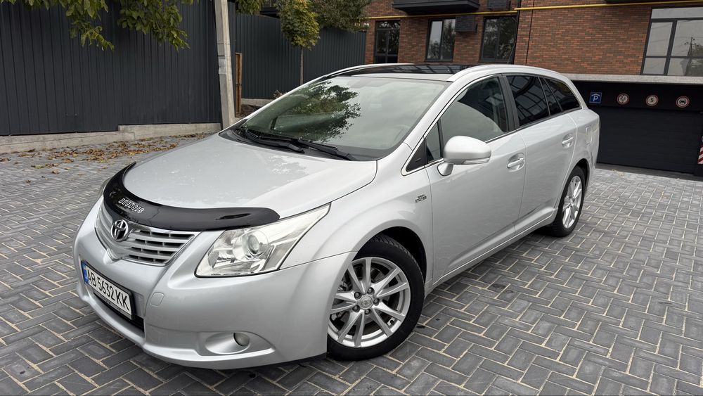 Продам Toyota Avensis