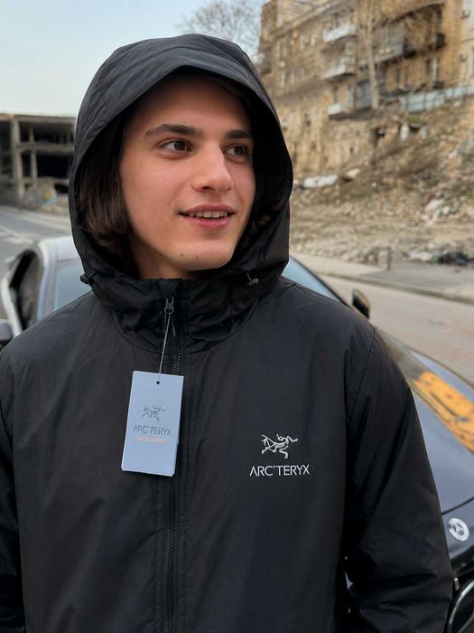 Нейлоновая Куртка ARCTERYX Goretex - Ветровка Черная Артерикс