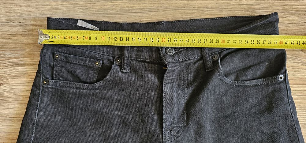 Levis 511 W30 L32 spodnie dżinsowe wymiary na zdjęciach  kolor czarny