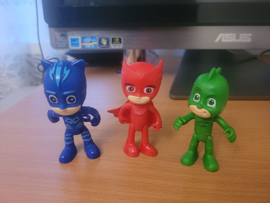Іграшки-герої мультиків