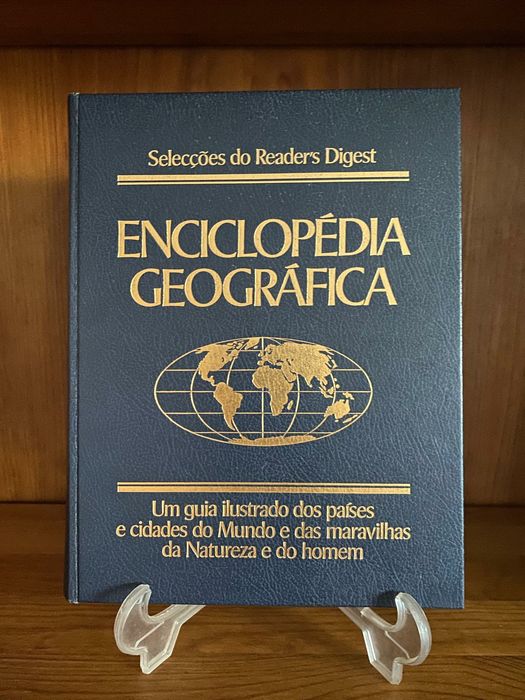 Livro Oco - Livro Secreto - Hollow Book - Secret Book
