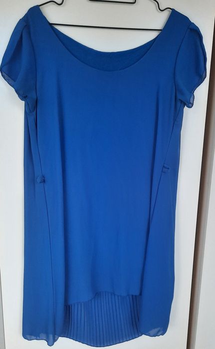 Sukienka szafirowa z plisowaniem 42