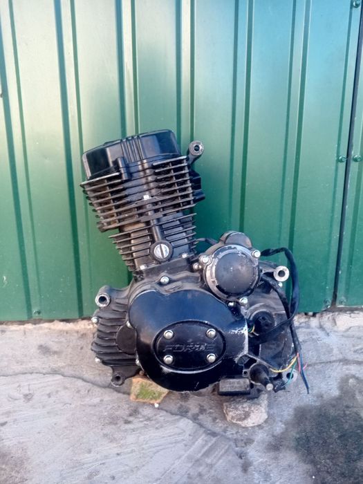Двигуни 125_250  куб