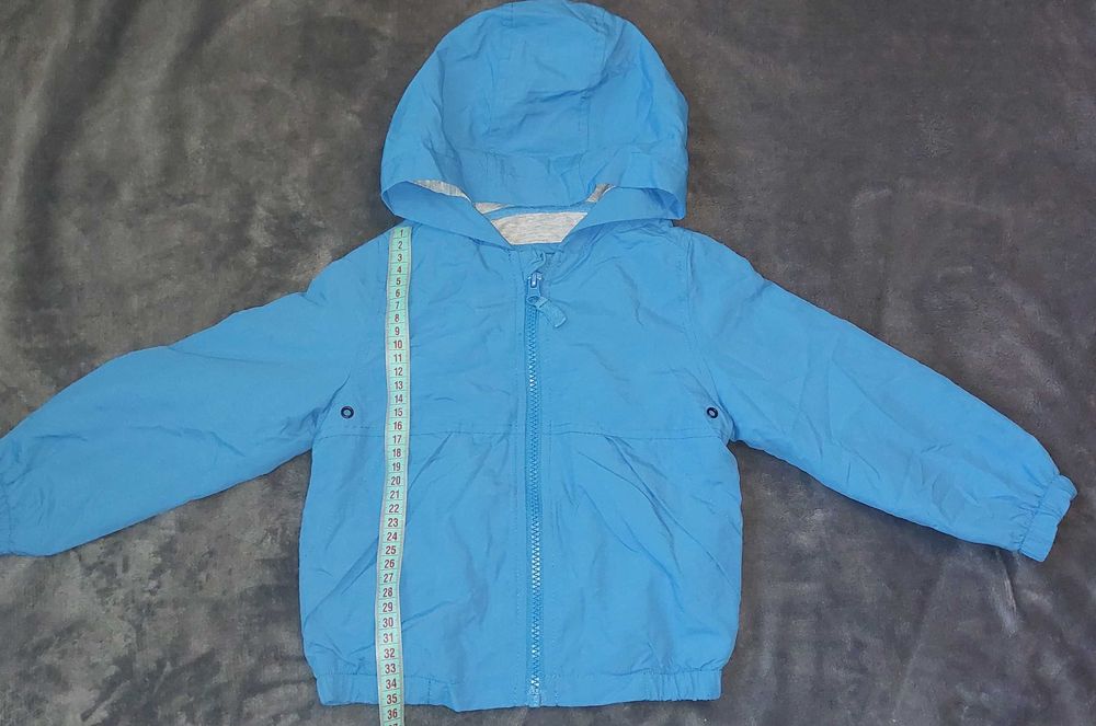 Продам куртки від 6 місяців і до 2 років для хлопчика