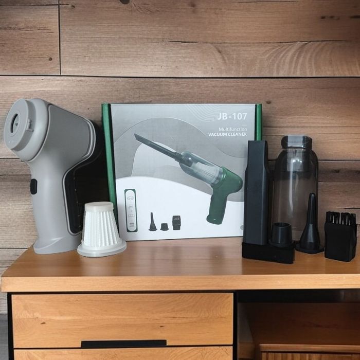 Przenośny mały odkurzacz USB do samochodu.