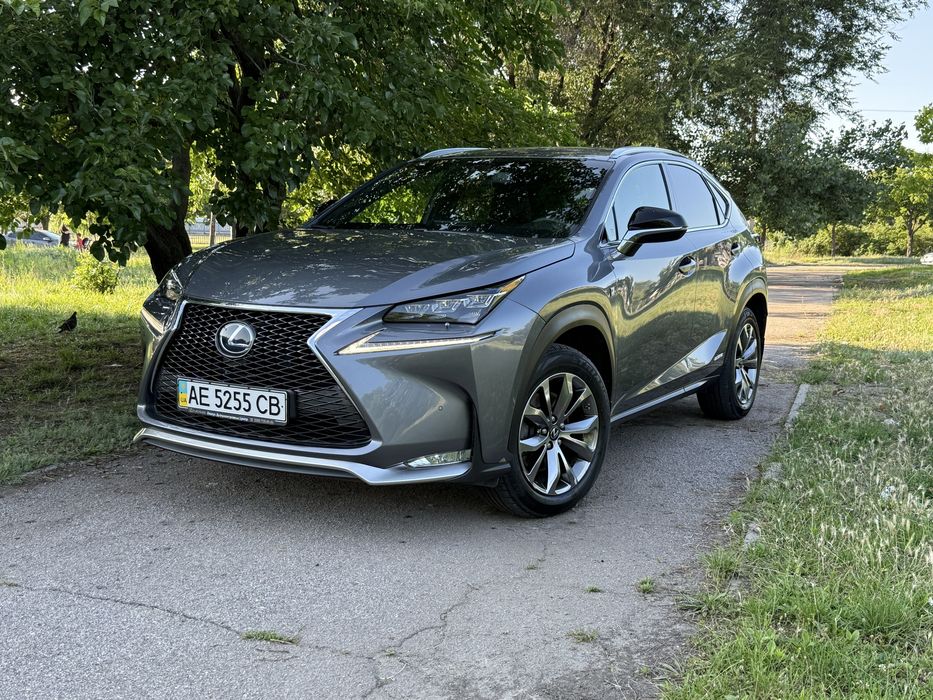 Продам Lexus NX Hybrid