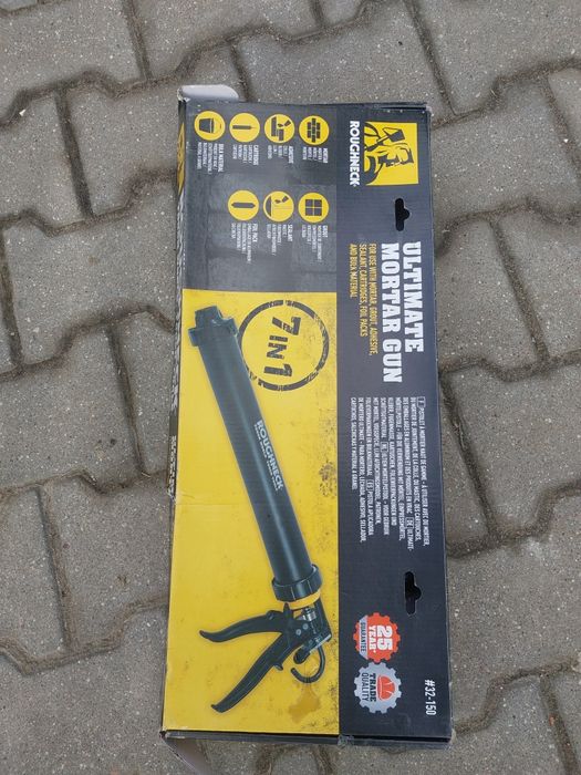 Pistolet do zaprawy murarskiej