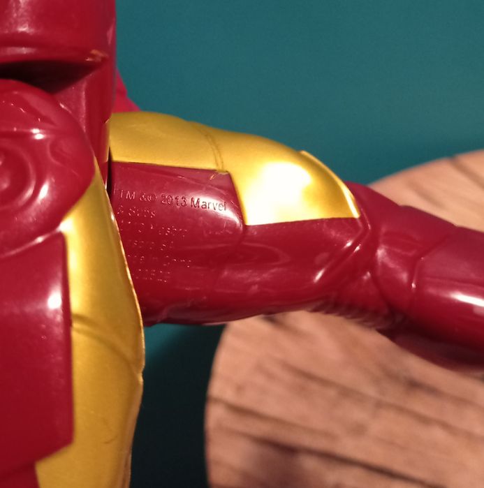 Hasbro Marvel Iron Man Avengers duża figurka akcji 2013 r.
