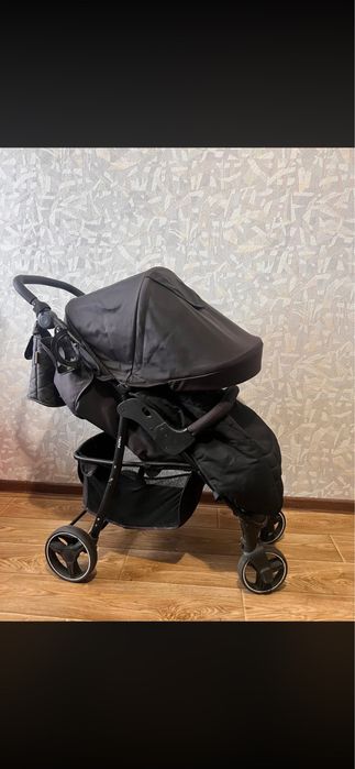 Коляска, літня коляска , прогулка, прогулянка