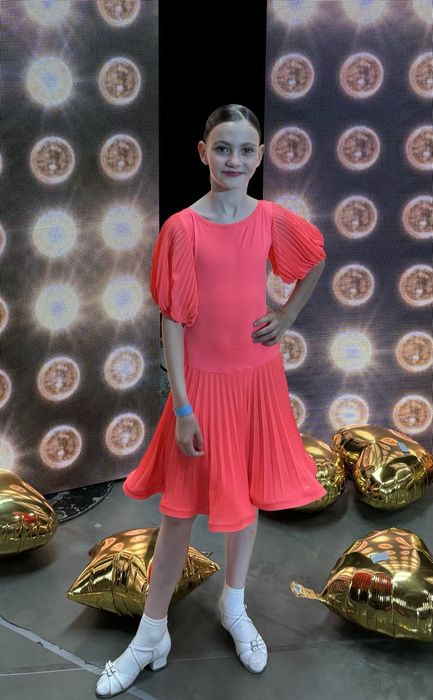 Сукня бейсик для бальних танців