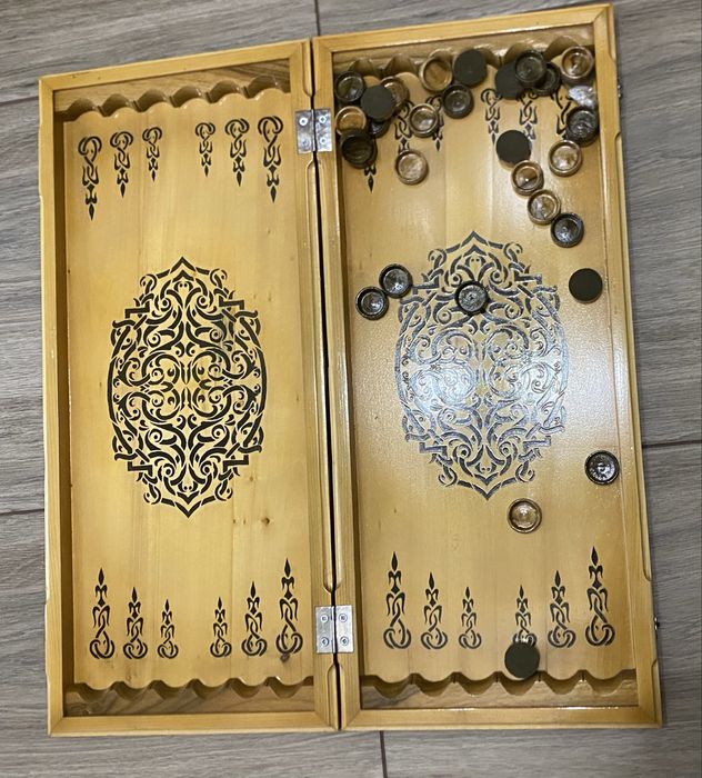 Нарди, настільна гра в нарди