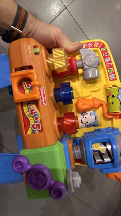 Warsztat sensoryczny fischer price