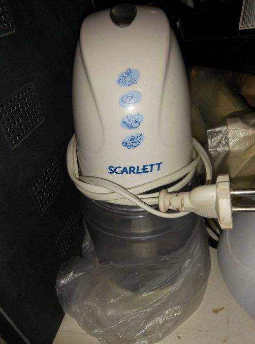 Блендер-подрібнювач Scarlett, бу