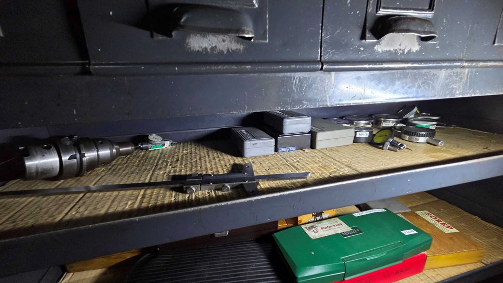 Vários artigos de metalomecânica