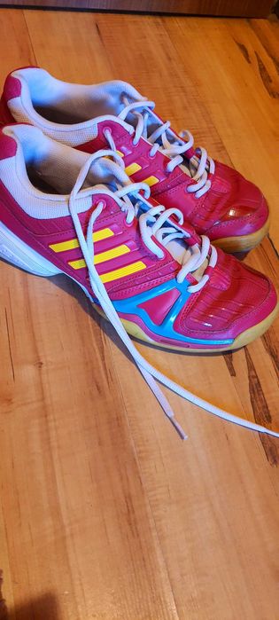 Buty marki adidas rozmiar 39