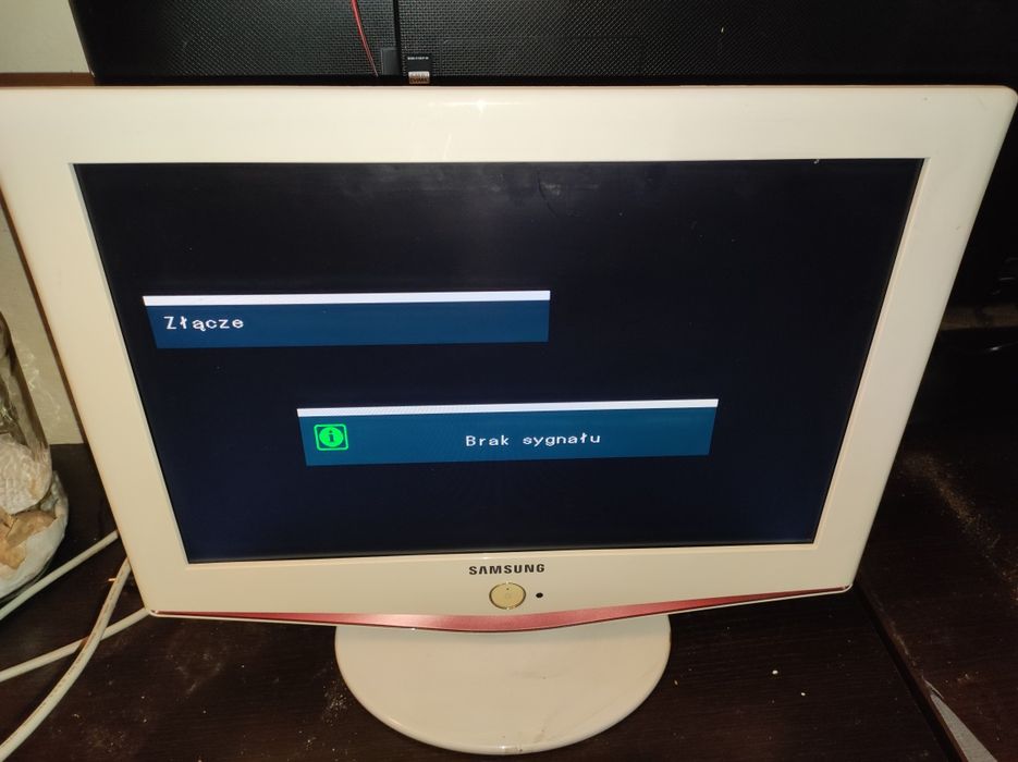 Telewizor  LCD Samsung sprawny bez HDMI