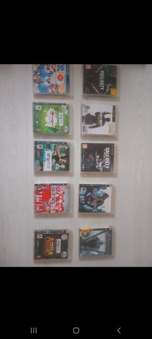 Playstation 3 com comando e jogos