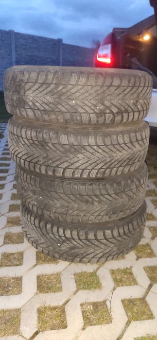 Opony zimowe pirelli 185x60 R15 2018
