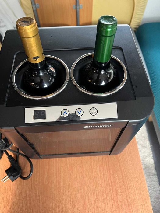 Adega Climatizada Cavanova 2 Garrafas / refrigeradores de vinho