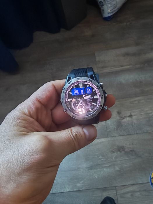 Zegarki Casio W idealnym stanie