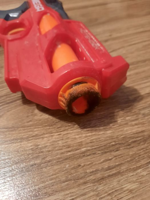 Nerf Mega Hotshock pistolet zabawka