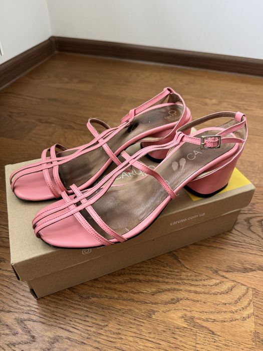 Босоніжки Caruso