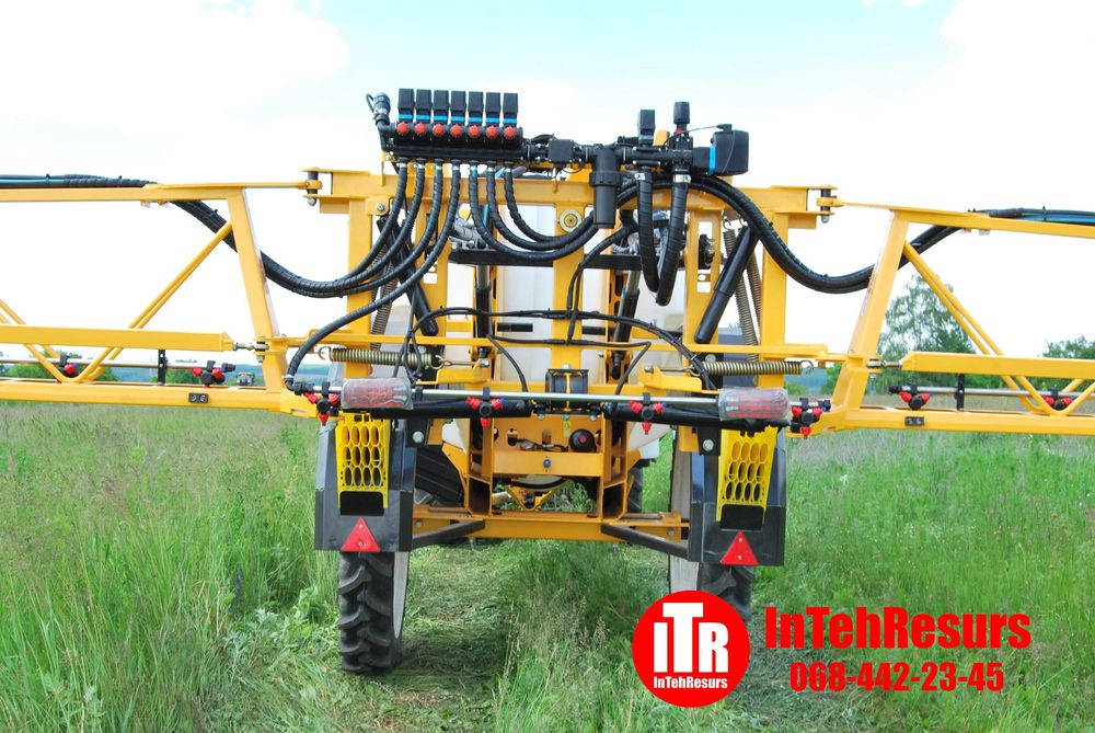 Обприскувач причіпний Богуслав ОПК 3200-24 Arag Bravo 400 Нова модель