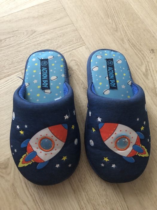 Kapcie klapki rakieta Action Boy r 31