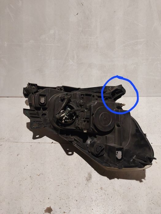 Lewa lampa przednia renault clio 3 III przód reflektor lewy