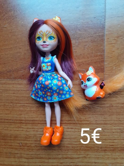 Echantimals bonecas e mascote
