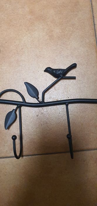 Cabide metálico novo