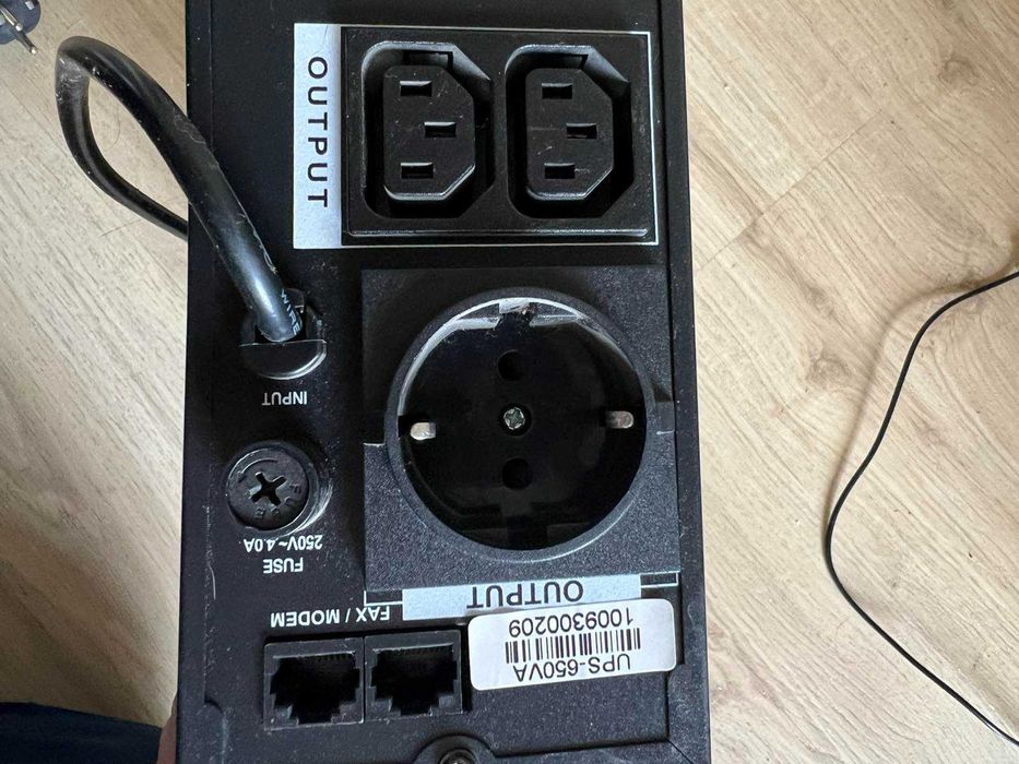 Блок бесперебойного питания, UPS-650