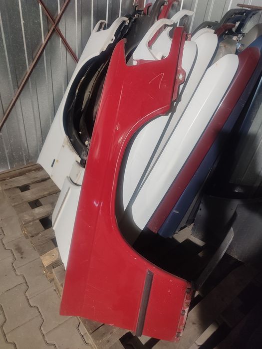 Błotniki Mercedes 190