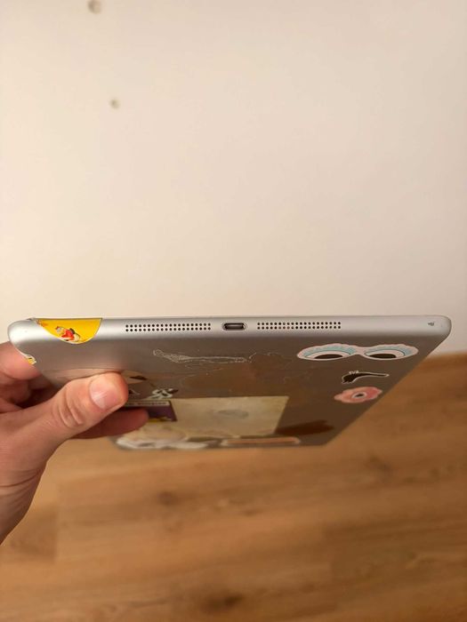 Apple iPad Air Wi-Fi 32GB Silver