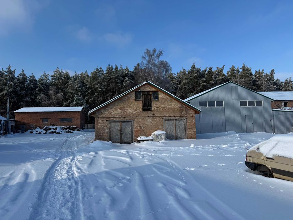 ПРОДАЖ промислово-складської бази 60 соток+ будівлі+ ангар с Лютіж !!