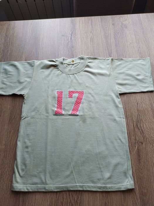 Dwa T shirty 140 duże nowe