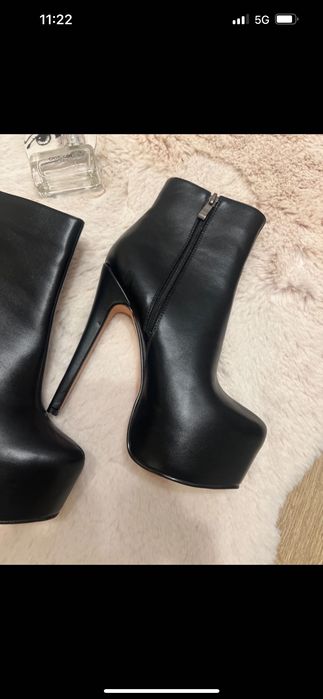 Nowe! Seksowne botki na platformie i szpilce rozmiar 39