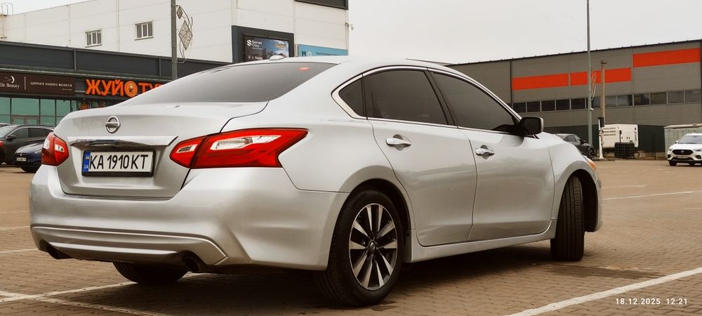 Nissan altima 2.5 атмосфера, автомат