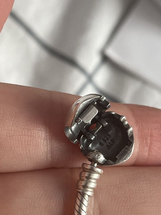 Pandora rozmiar 17