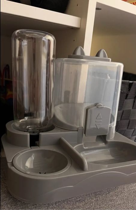 Автоматична годівниця для корму та води 2-в-1