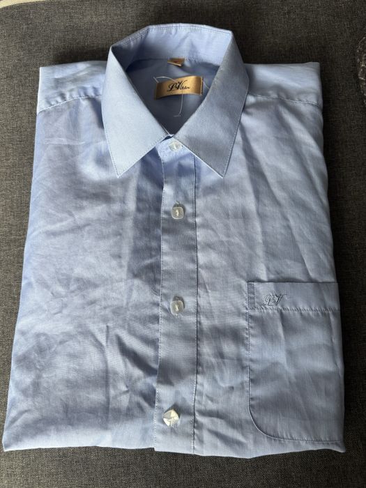 Сорочка блакитного кольору з коротким рукавом