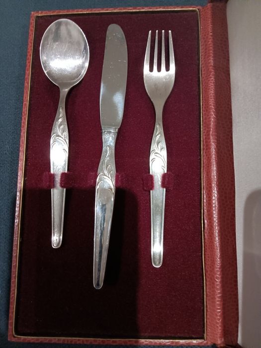 Talheres de criança em prata