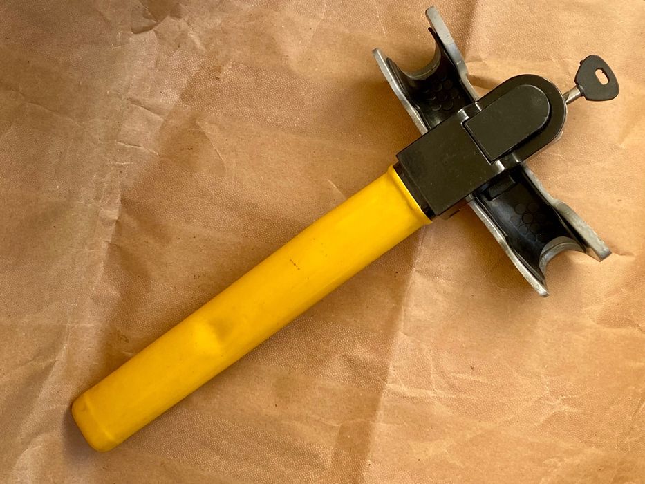 Cadeado tranca direção anti-roubo