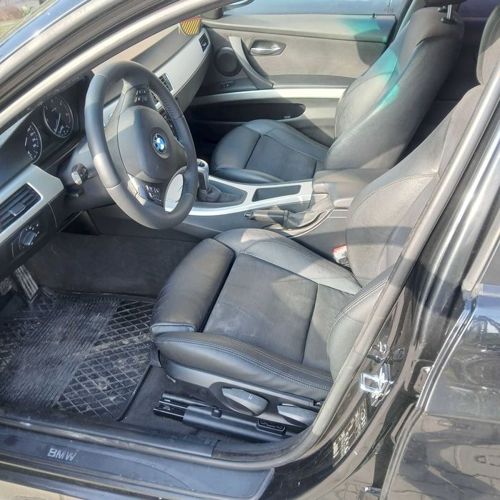 BMW E 90 320 DIESEL 2008 rok 177 KM