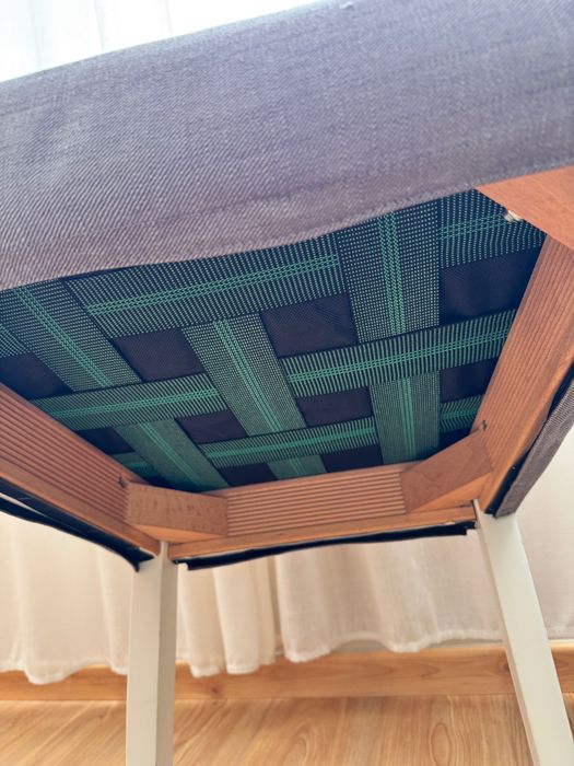 Cadeiras IKEA com capa amovível cinzenta
