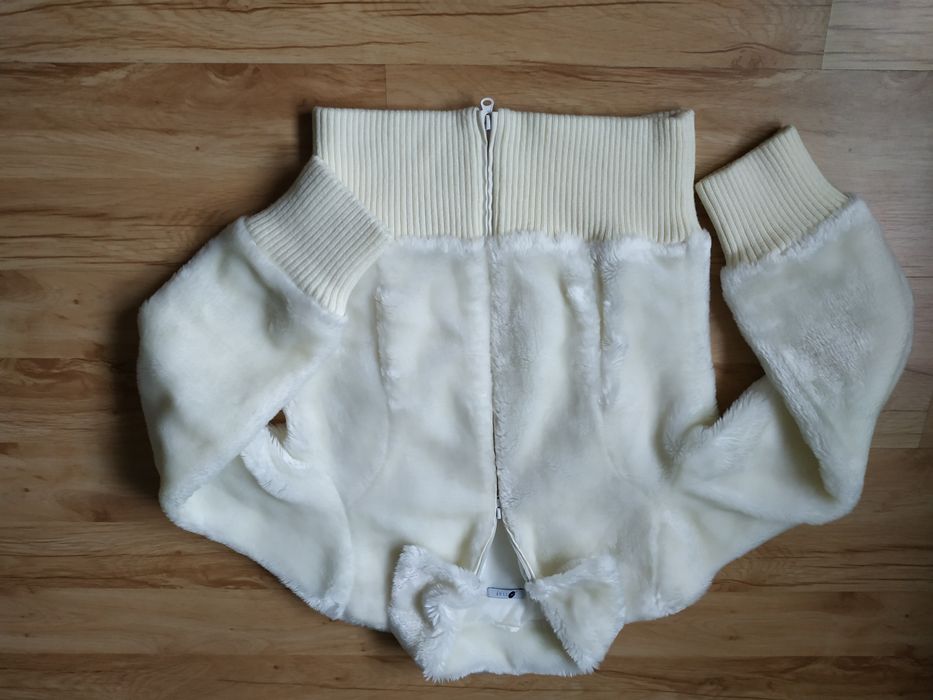 Kurteczka kożuszek futerko białe